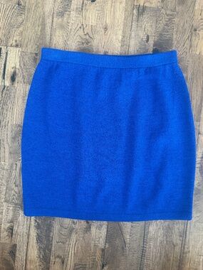 St. John SJK Royal Blue Knit Mini Skirt Women’s Size 4 Made in USA Classic CC